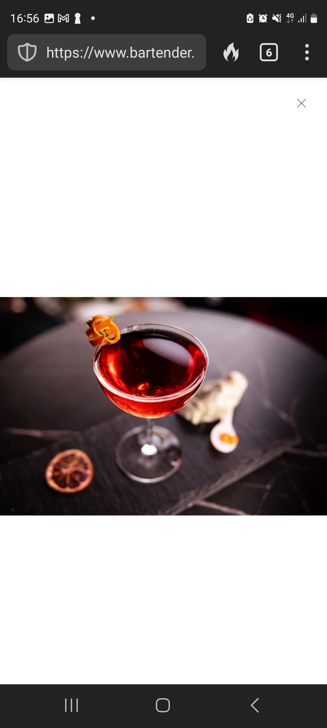 Signature cocktail at a Spill wedding bar